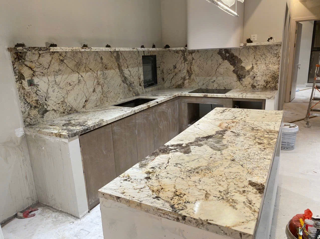 Bàn bếp Hà Nội Đá Golden gold